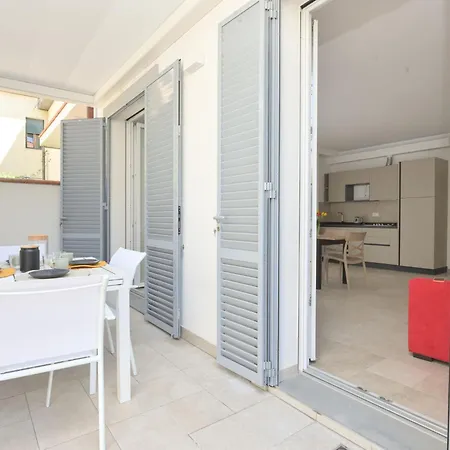 Pianosa I By Interhome